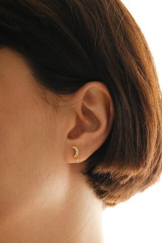 Taşlı Ay Altın Kaplama Mini Gümüş Küpe 7349