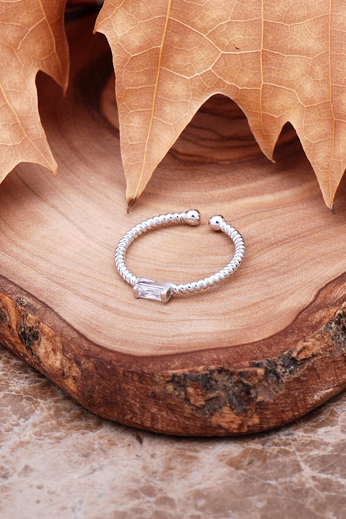 Baget Taşlı Tasarım Gümüş Yüzük 2942