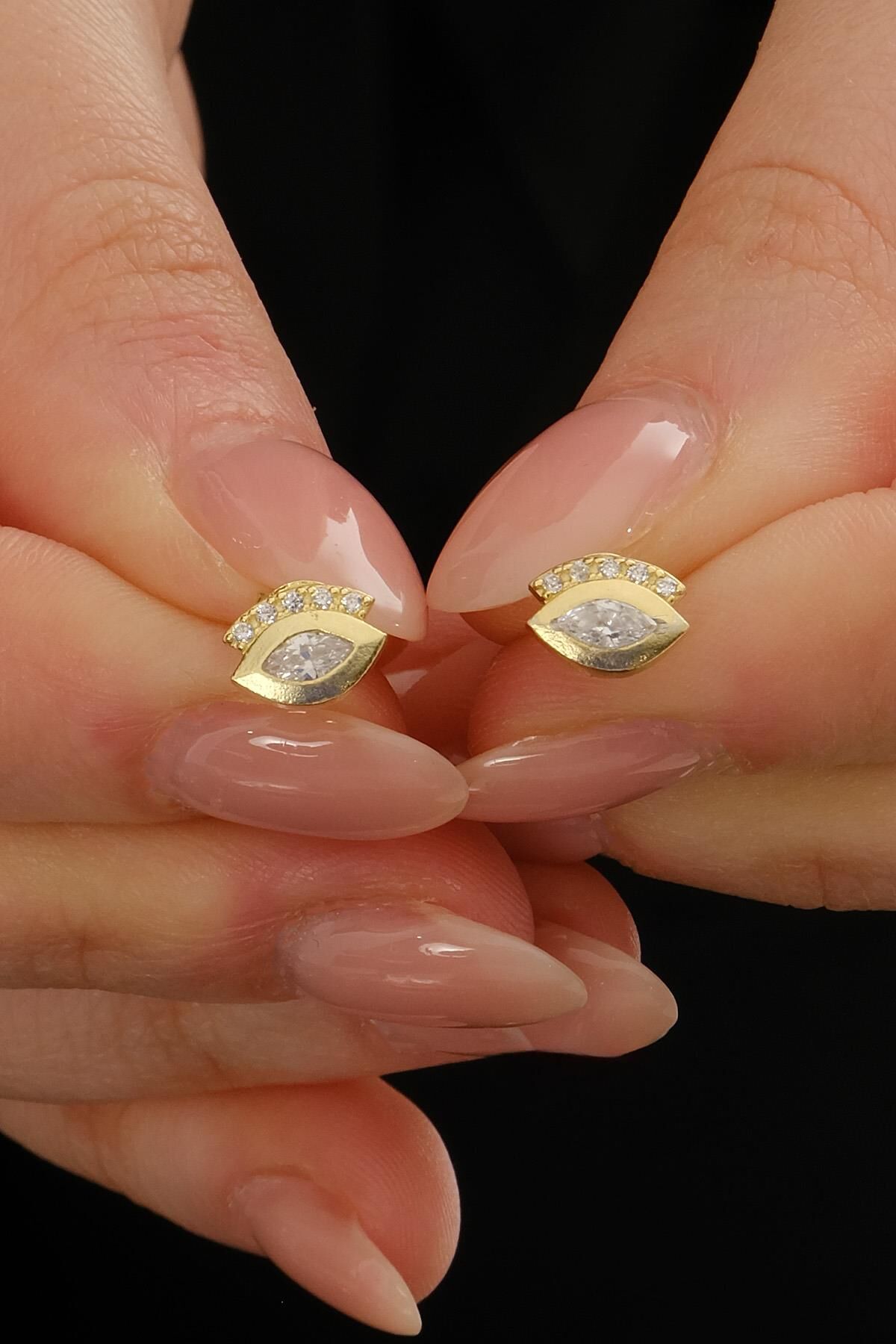 Altın Kaplama Göz Mini Gümüş Küpe 7358