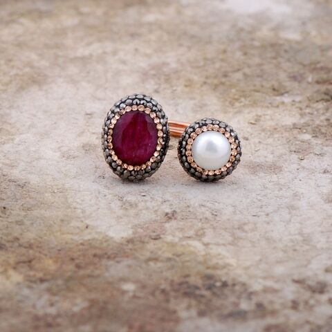 Yakut Ve İnci Taşlı Elişi Tasarım Gümüş Yüzük  2157