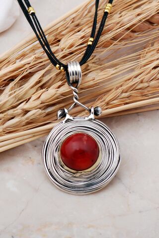 Mercan Taşlı Tel Sarma Elişi Gümüş Kolye 7410