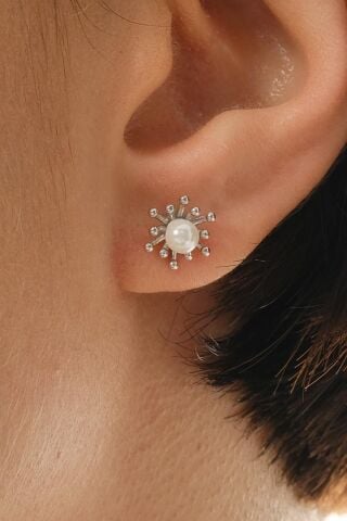 İncili Güneş Rodyumlu Mini Gümüş Küpe 7365