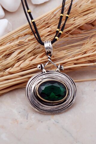 Zümrüt Taşlı Tel Sarma Elişi Gümüş Kolye 7413