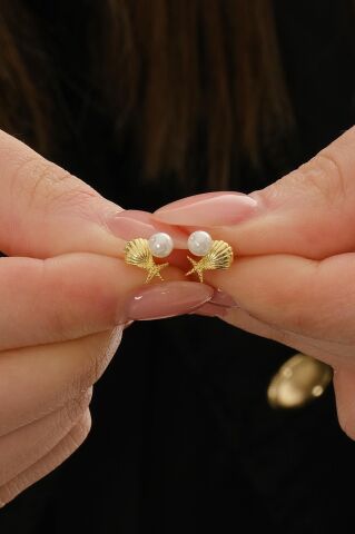 İncili Deniz Kabuğu Yıldızı Altın Kaplama Mini Gümüş Küpe 7366