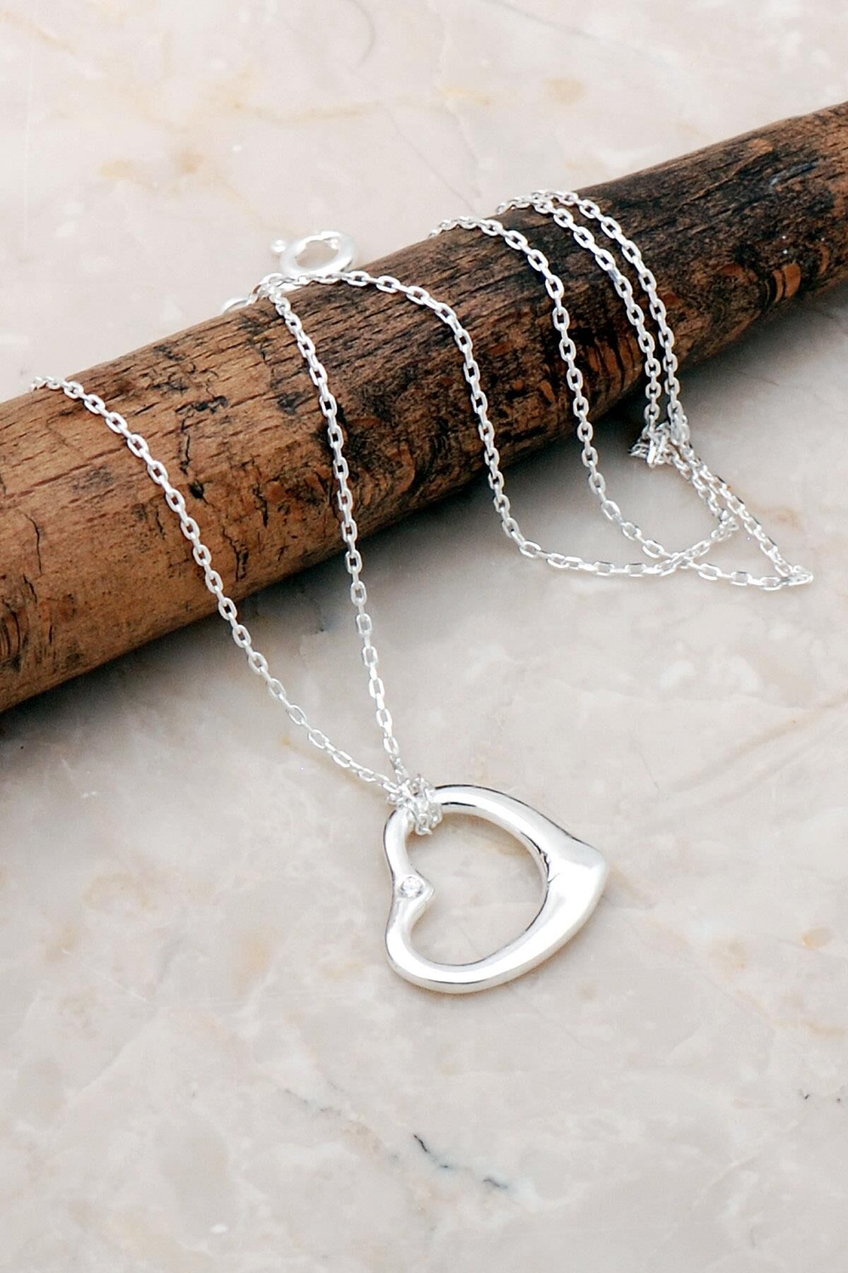 Kalp Tasarım Gümüş Kolye 7187