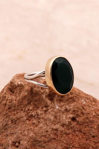 Zümrüt Taşlı Elişi Tasarım Gümüş Yüzük 3741