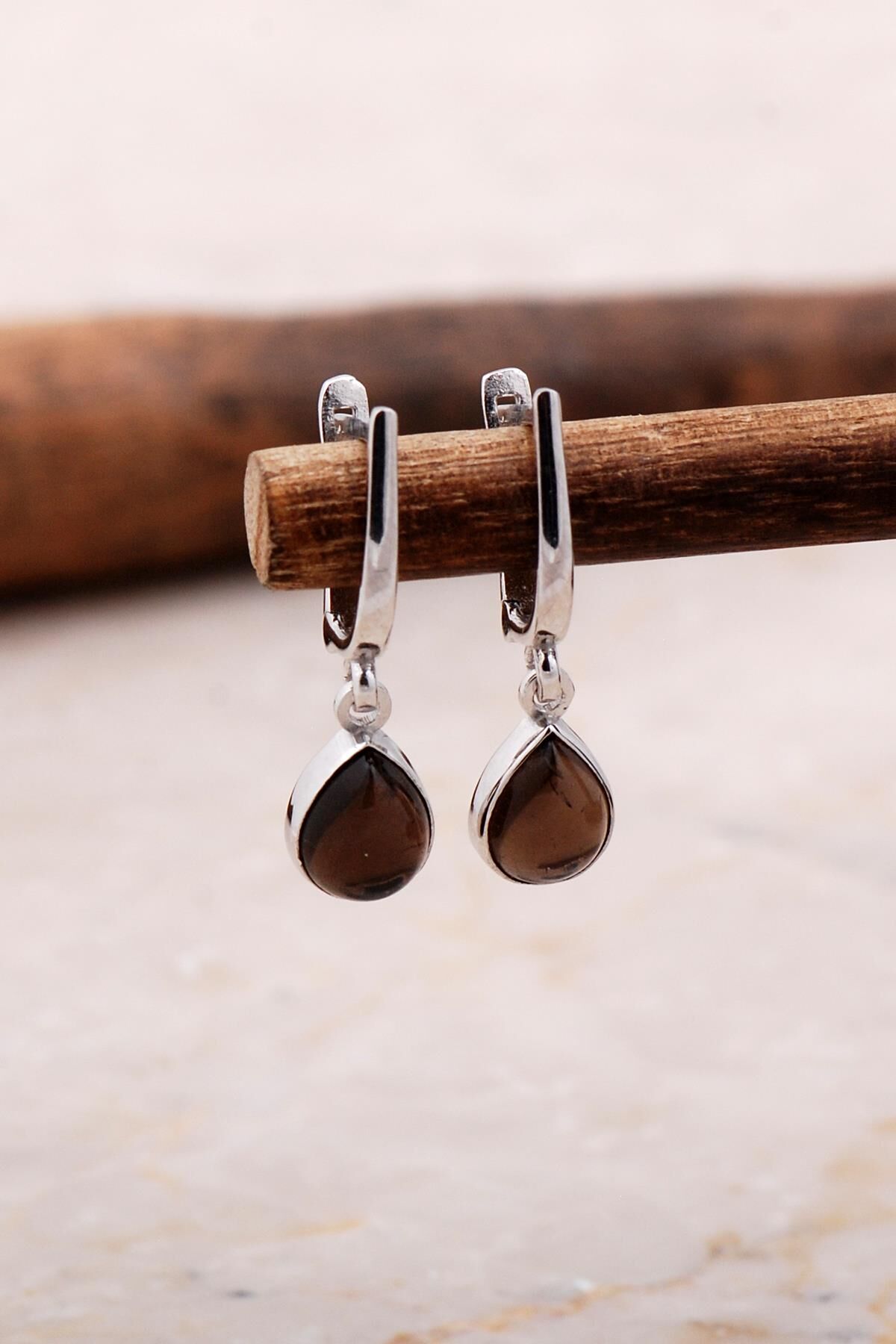 Doğal Smoky Taşlı Damla Mini Rodyumlu Gümüş Küpe 5882