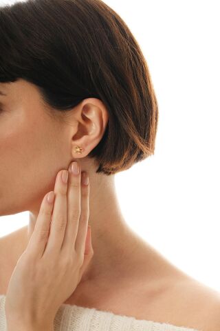 İncili Fiyonk Altın Kaplama Mini Gümüş Küpe 7369