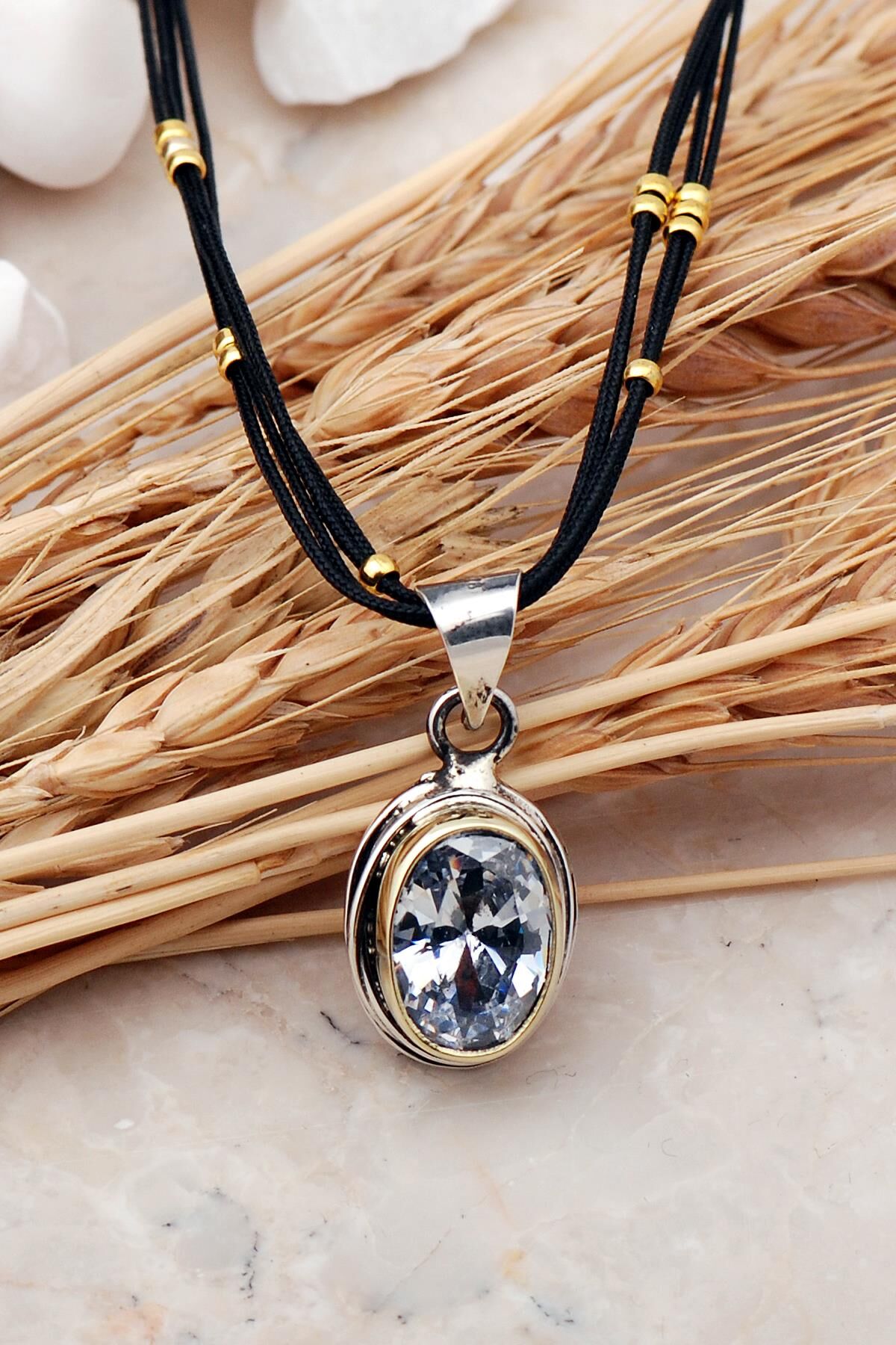 Kuvars Taşlı Tel Sarma Elişi Gümüş Kolye 7418