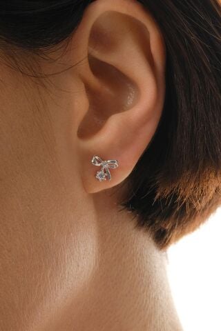 Taşlı Fiyonk Rodyumlu Mini Gümüş Küpe 7370