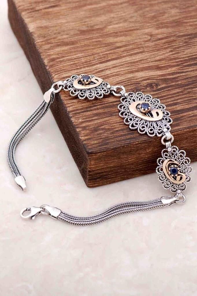 Vav Harfli Telkari İşlemeli Gümüş Bileklik 2946