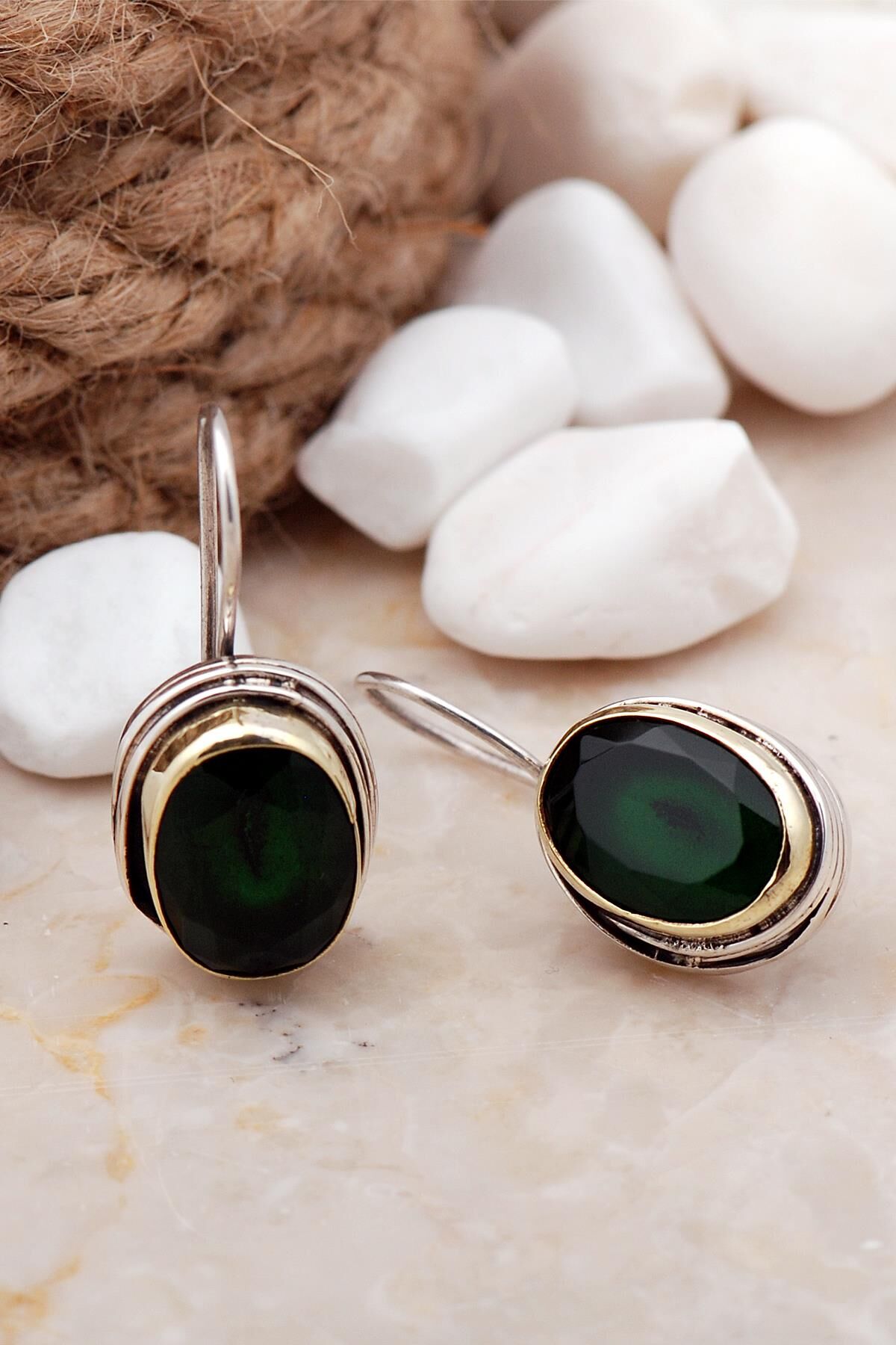 Kök Zümrüt Taşlı Tel Sarma Elişi Gümüş Küpe 5598