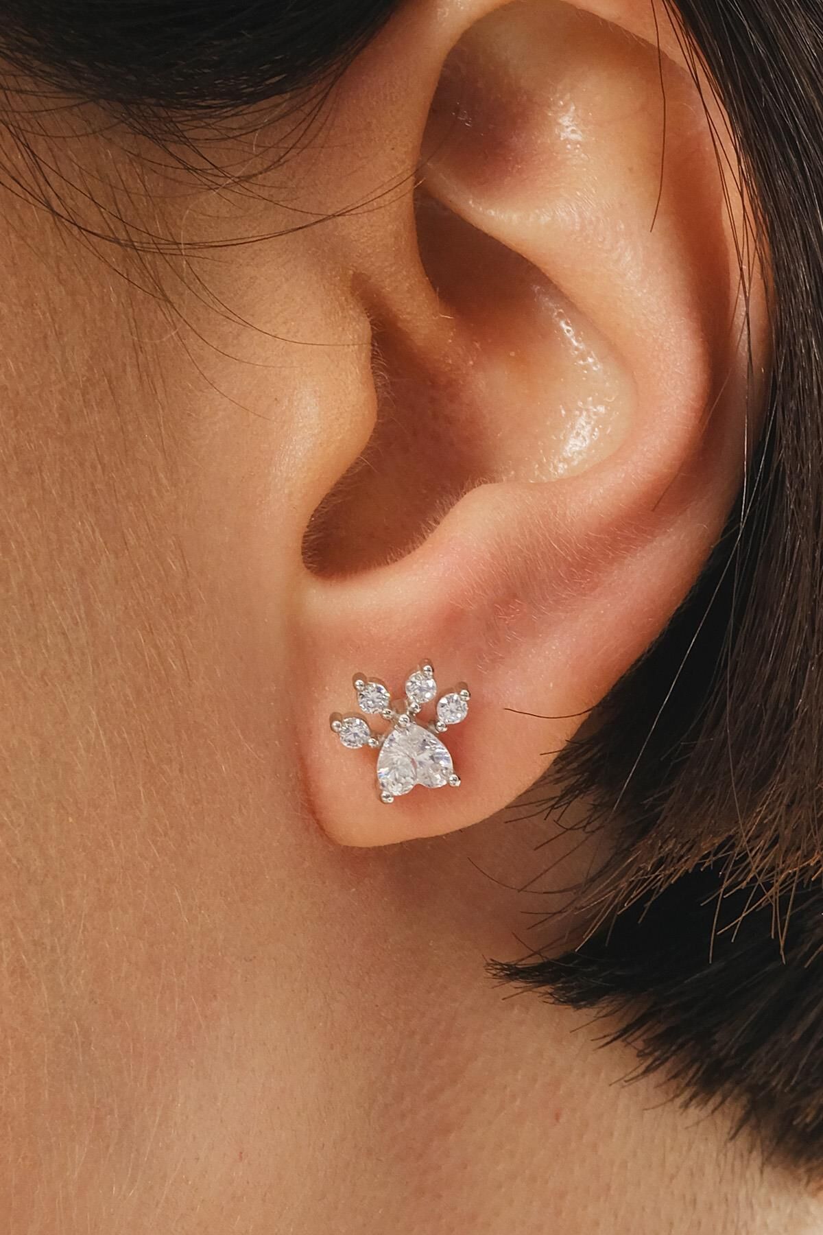 Pati Rodyumlu Mini Gümüş Küpe 7384