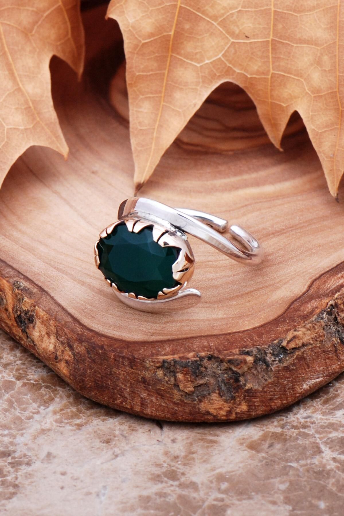 Kök Zümrüt Elişi Tasarım Gümüş Yüzük 2988