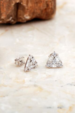 Baget Taşlı üçgen Mini Rodyumlu Gümüş Küpe 6916