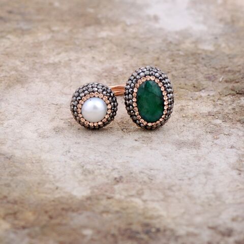 Kök Zümrüt  Ve İnci Taşlı Elişi Tasarım Rose Gümüş Yüzük  2160