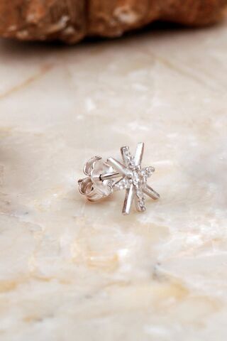 Kutup Yıldızı Mini Rodyumlu Gümüş Küpe 6917