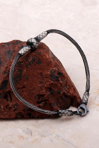 Kazaziye İşlemeli Elişi Sarma Gümüş Erkek Bileklik 3762