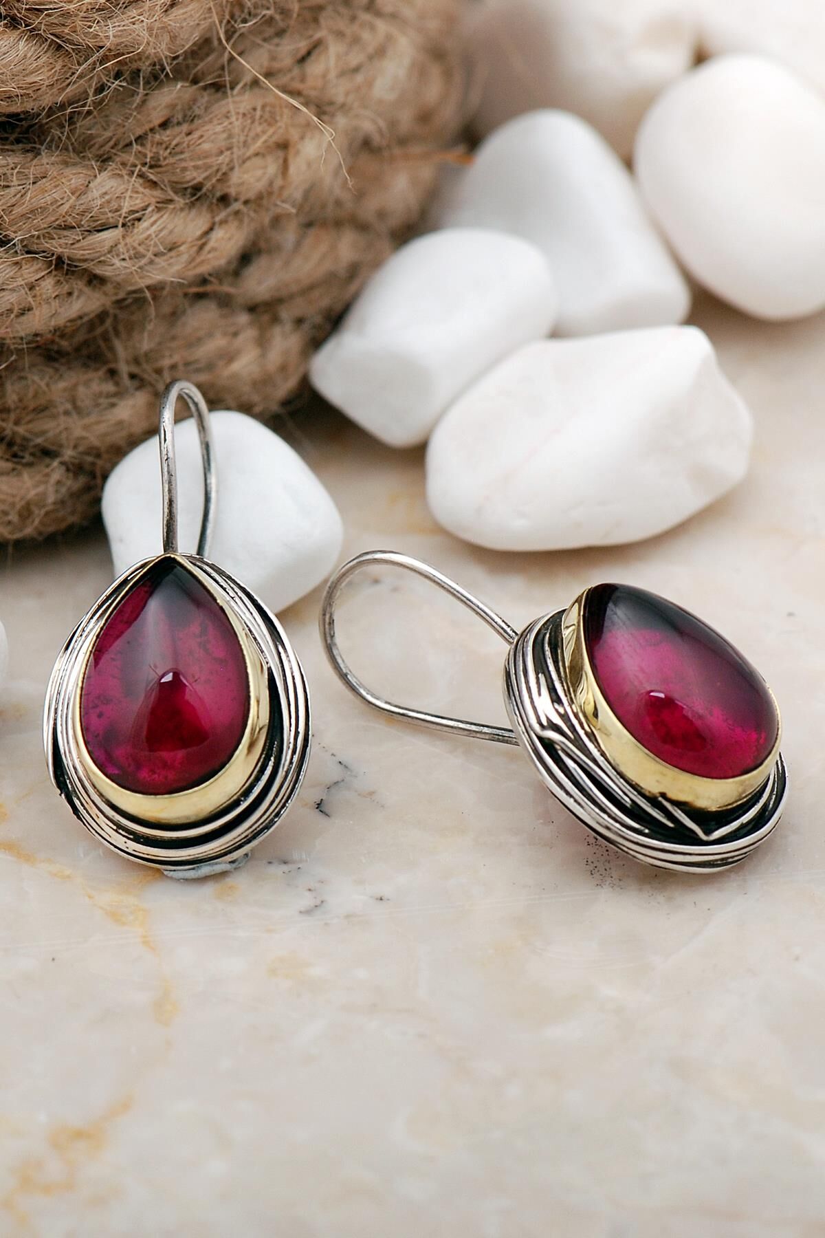 Lal Taşlı Tel Sarma Elişi Damla Gümüş Küpe 5609