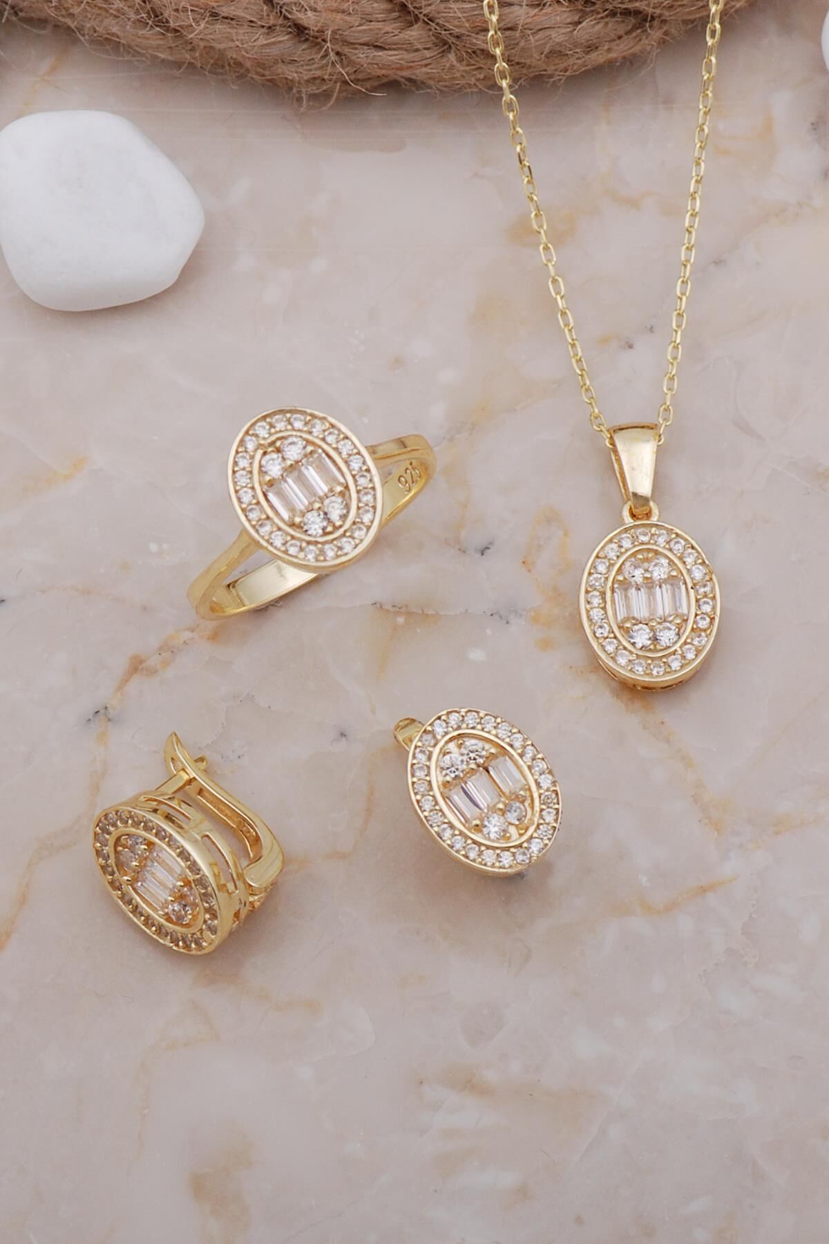 Baget Oval Altın Kaplama Gümüş Set 2599