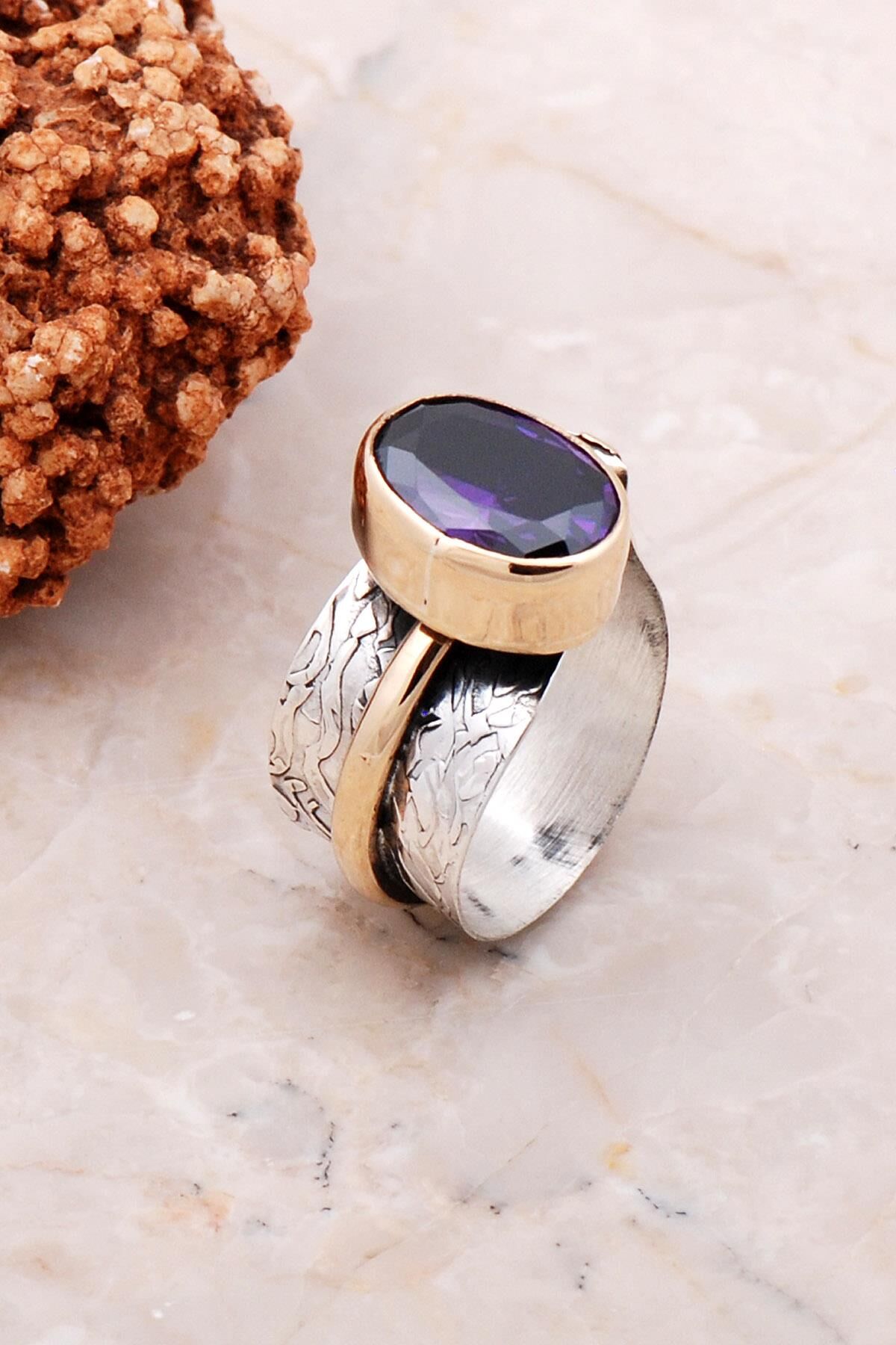 Ametist Taşlı Elişi Tasarım Gümüş Yüzük 3124