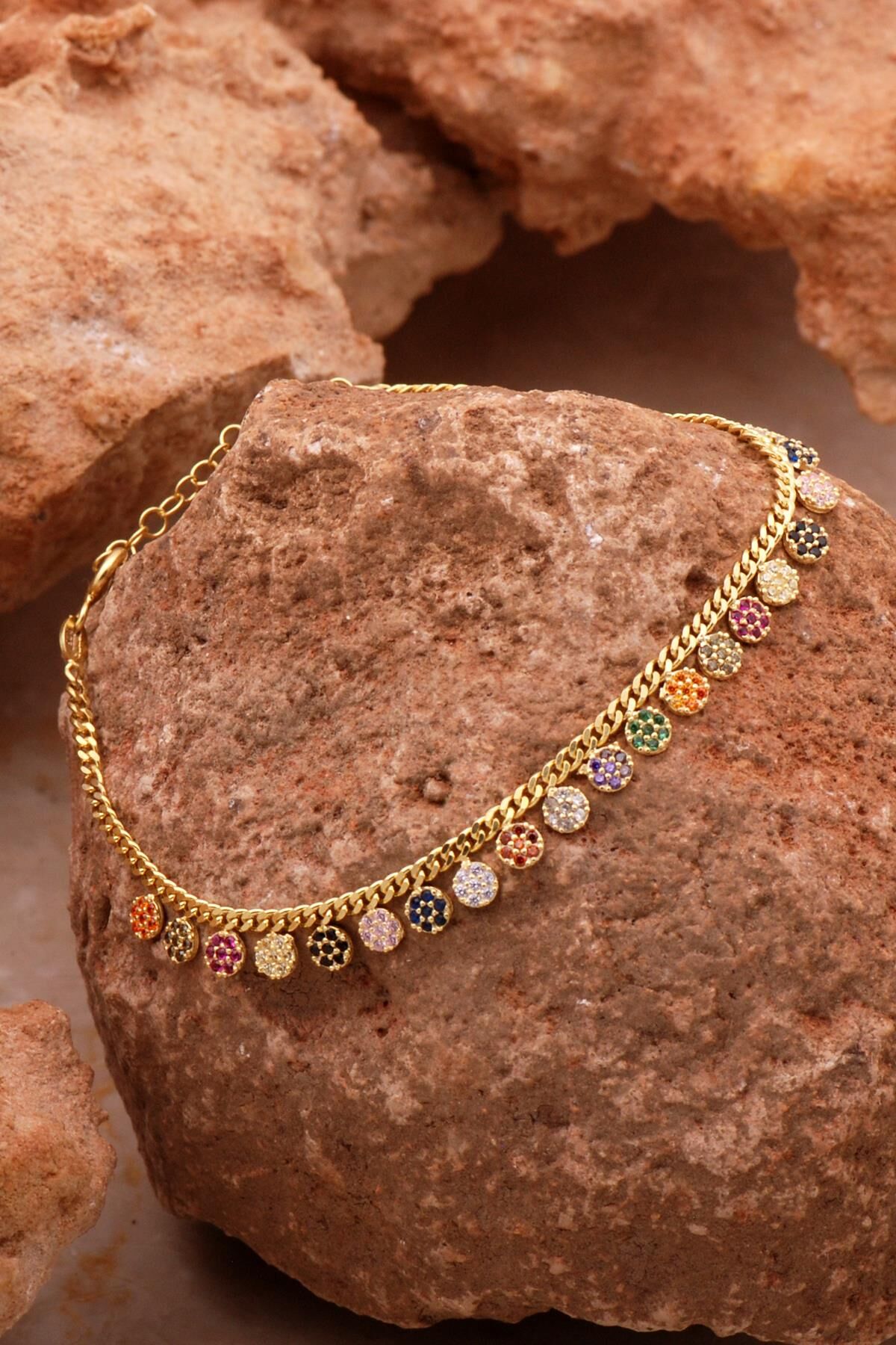 Gurmet Mix Taşlı Altın Kaplama Gümüş Bileklik 4367