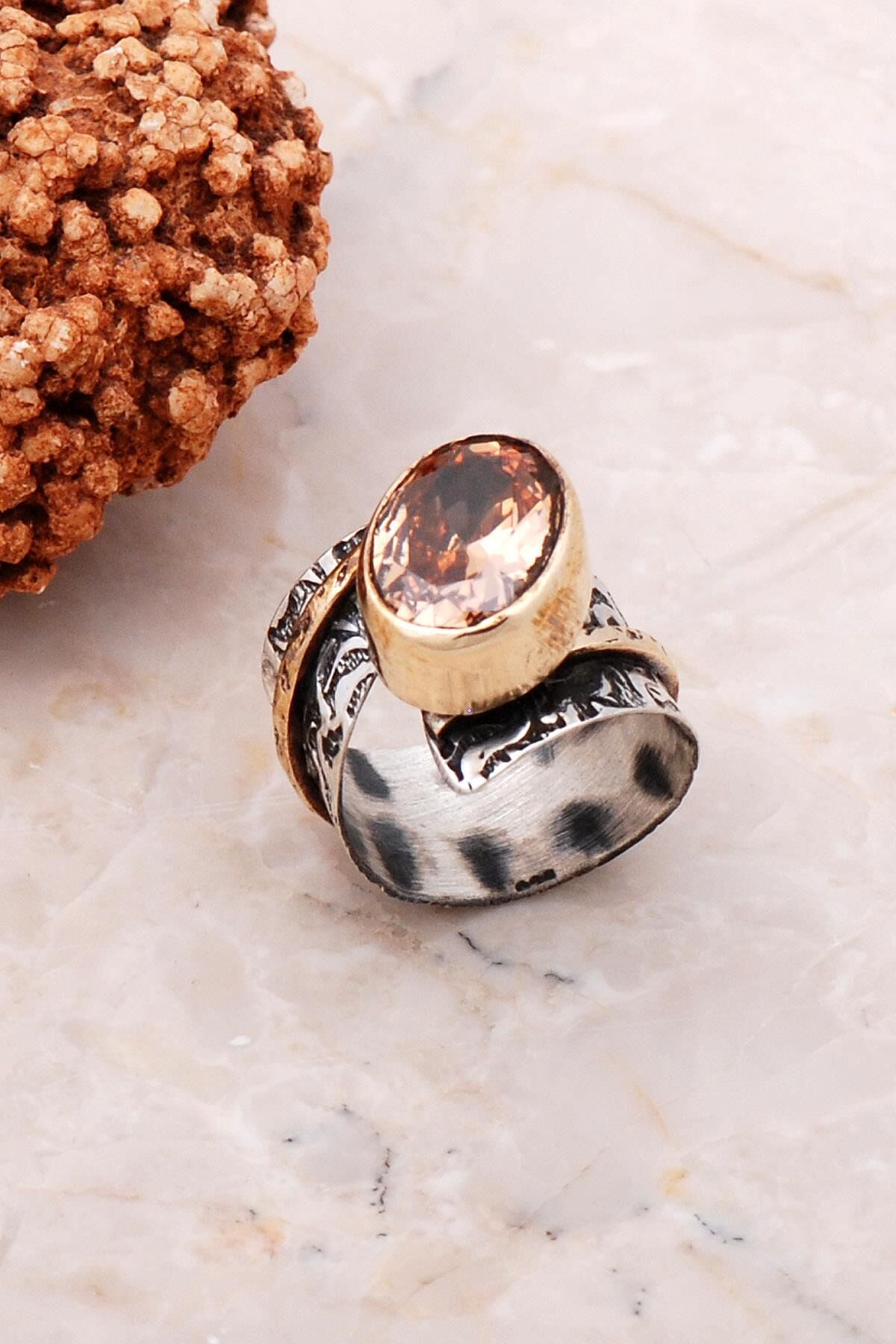 Topaz Taşlı Elişi Tasarım Gümüş Yüzük 3130