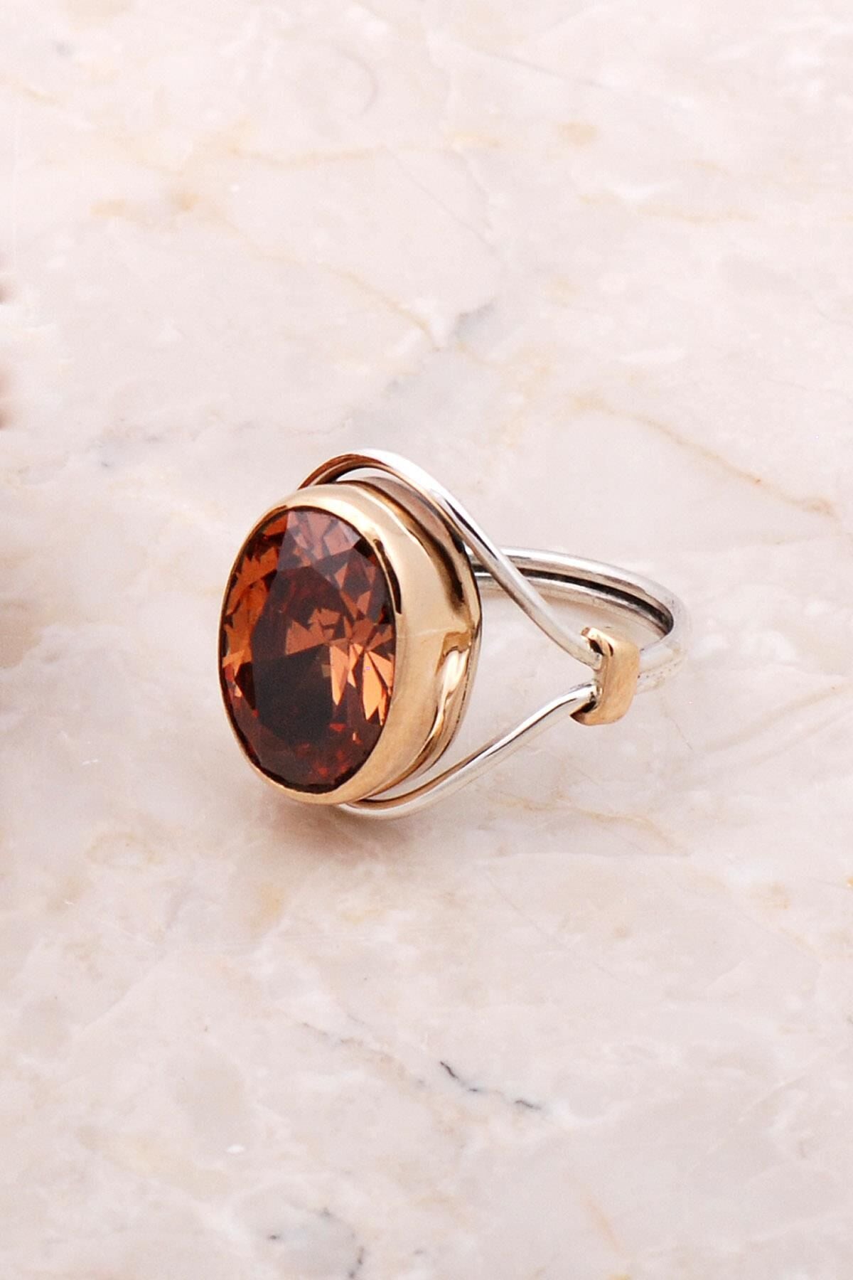 Topaz Taşlı Elişi Tasarım Gümüş Yüzük 3139