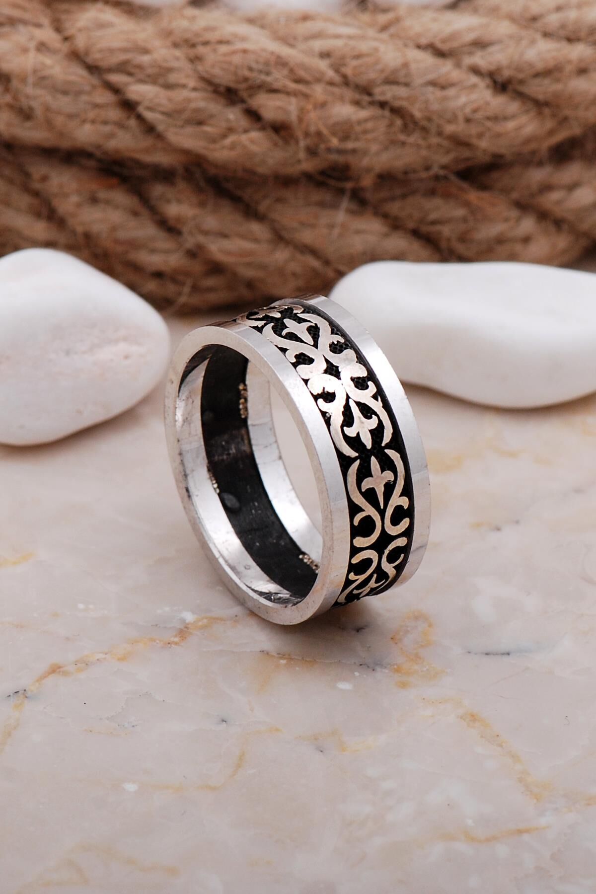 Tasarım Elişi Gümüş Erkek Alyans 02