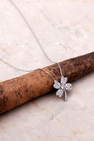 Dört Yapraklı Yonca Gümüş Kolye 6989