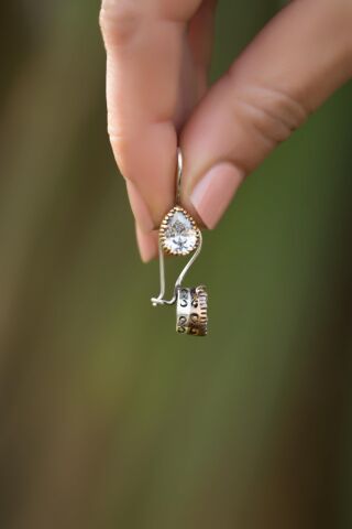 Kuvars Taşlı Elişi Tasarım 925 Ayar Gümüş Küpe 4883