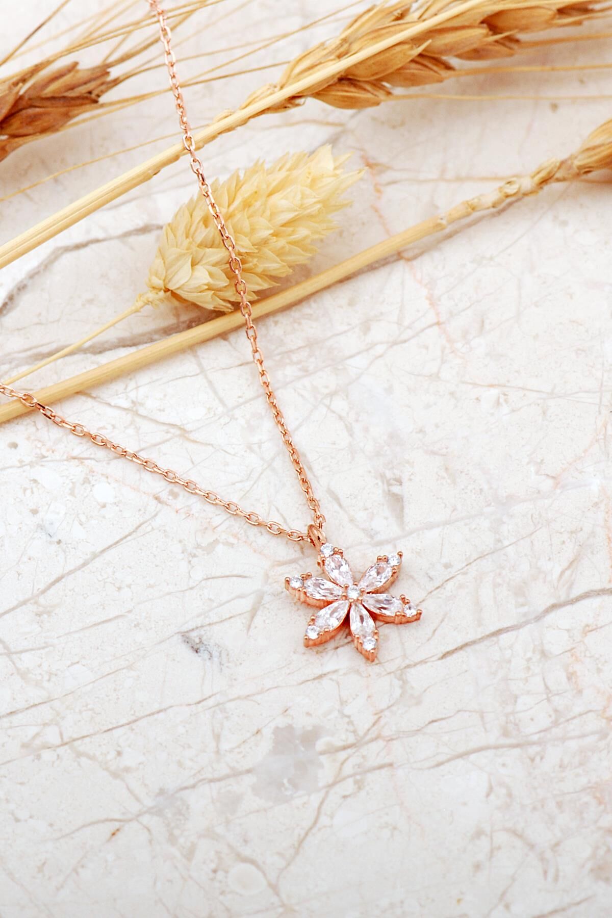 Taşlı Lotus Çiçeği Rose Gümüş Kolye 8091