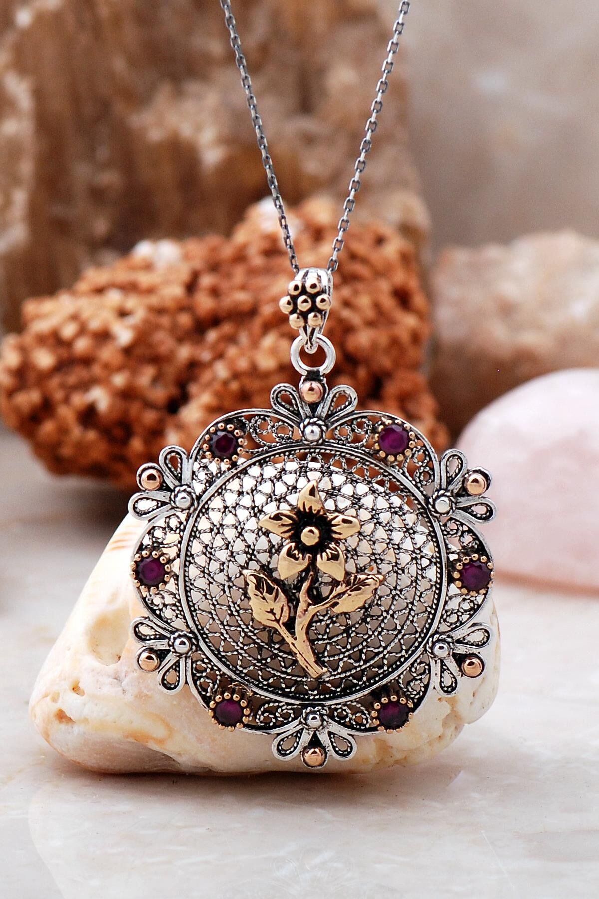 Telkari İşlemeli Kök Yakut Taşlı Tasarım Gümüş Kolye 3901