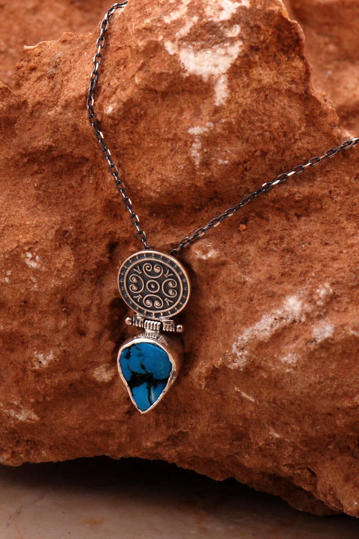 Turkuaz Taşlı Elişi Tasarım Gümüş Kolye 7209