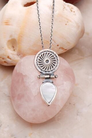 Sedef Taşlı Elişi Tasarım Gümüş Kolye 7210