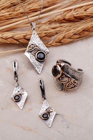 Oniks Taşlı Çekiç Dövme Elişi Gümüş Set 2462