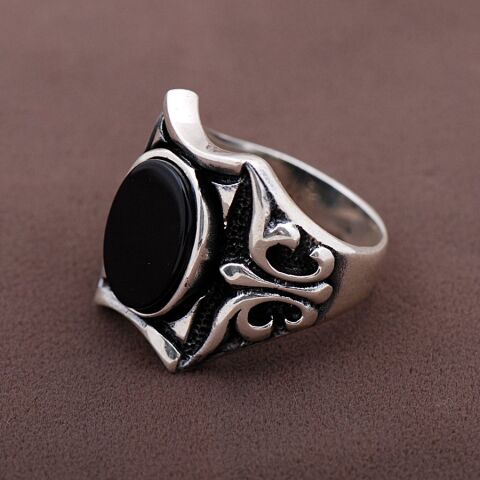 Onix Taşlı Tasarım Gümüş Erkek Yüzük 1034