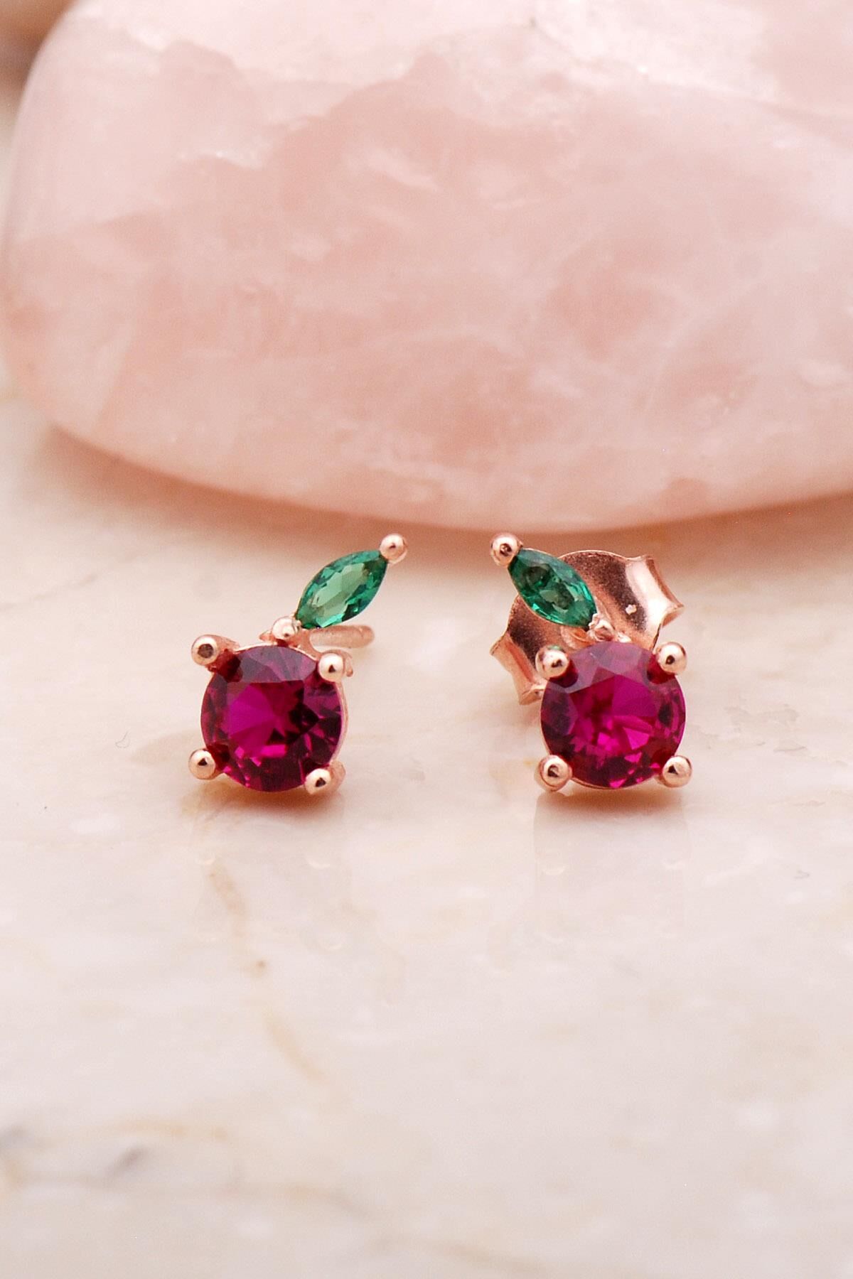 Elma Rose Mini Gümüş Küpe 5398