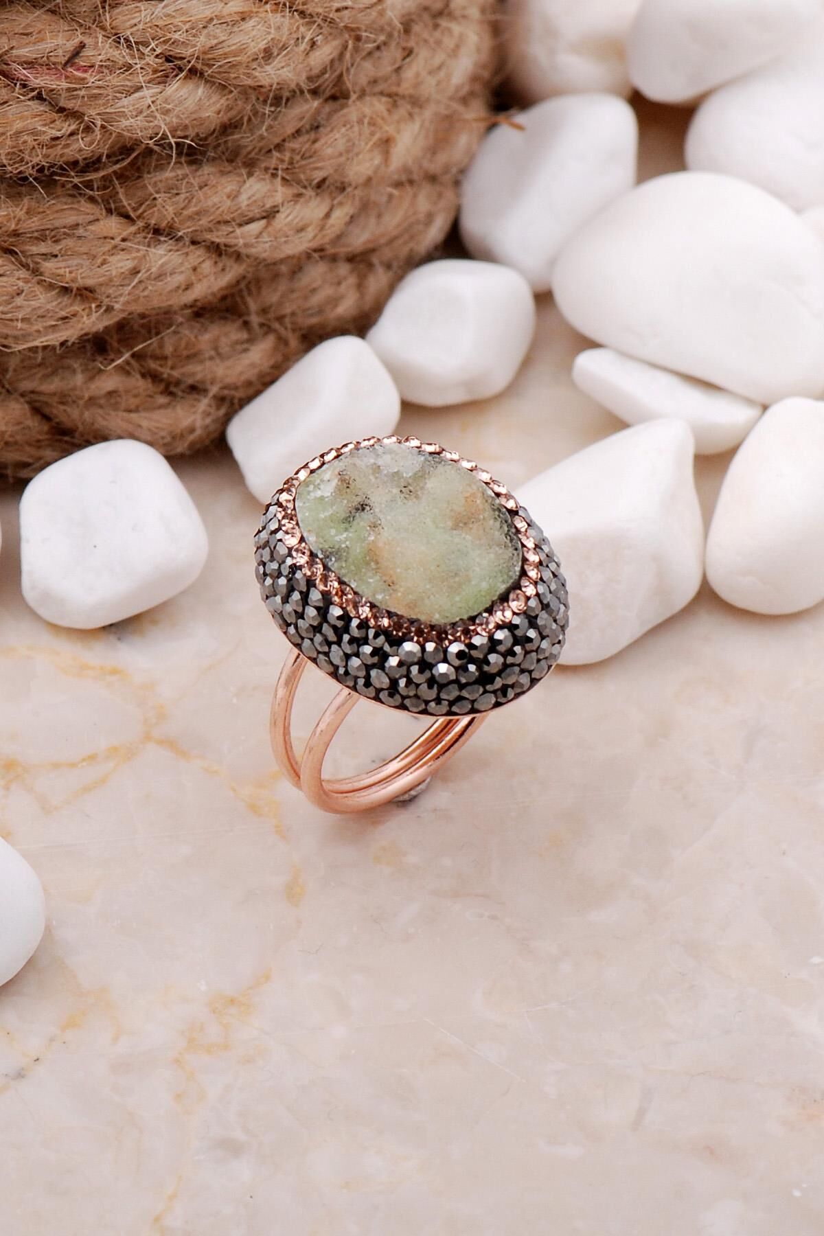 Doğal Krizopraz Taşlı Oval Rose Gümüş Yüzük 3284