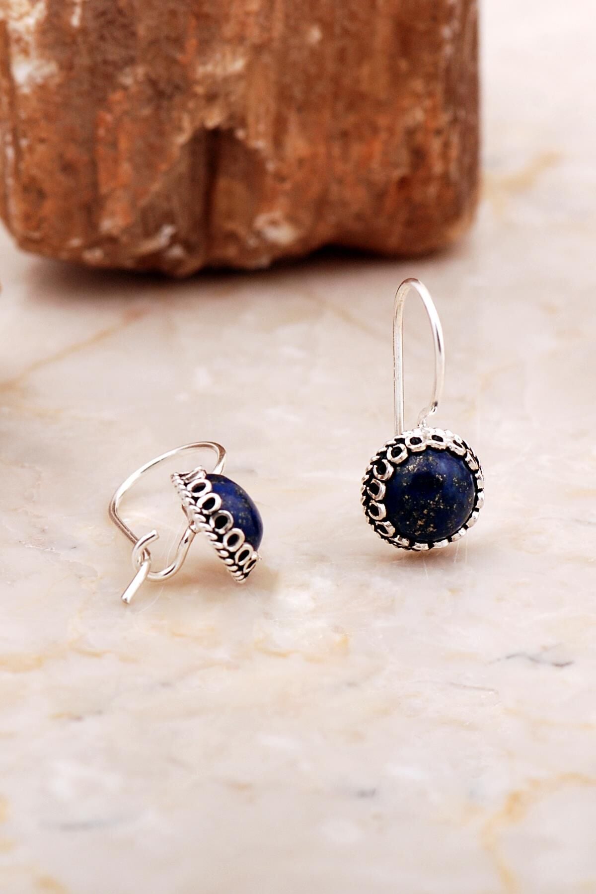 Lapis Lazuli Taşlı Mini Elişi Gümüş Küpe 6991