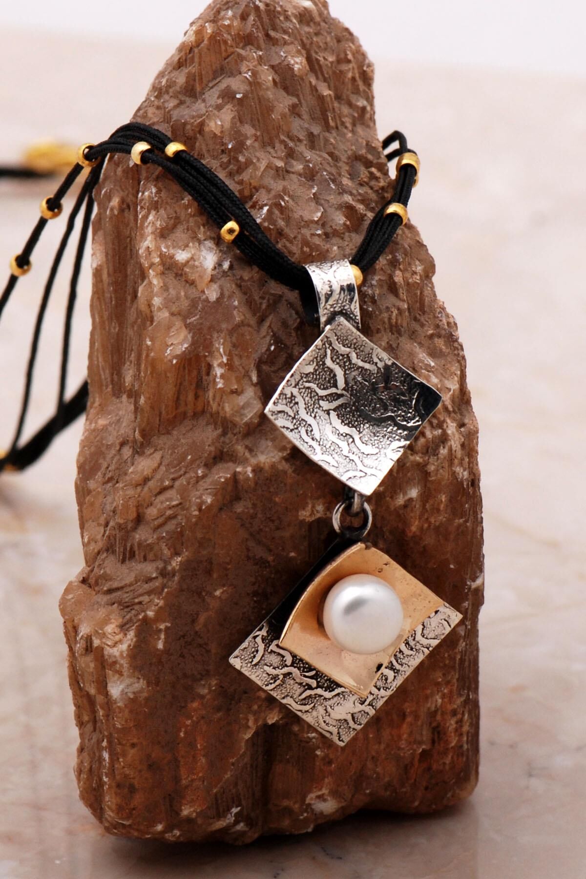 İnci Çekiç Dövme El Yapımı Gümüş Kolye 6798