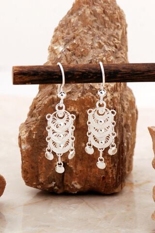 Telkari İşlemeli Elişi Küçük Boy Pullu Gümüş Küpe 7000