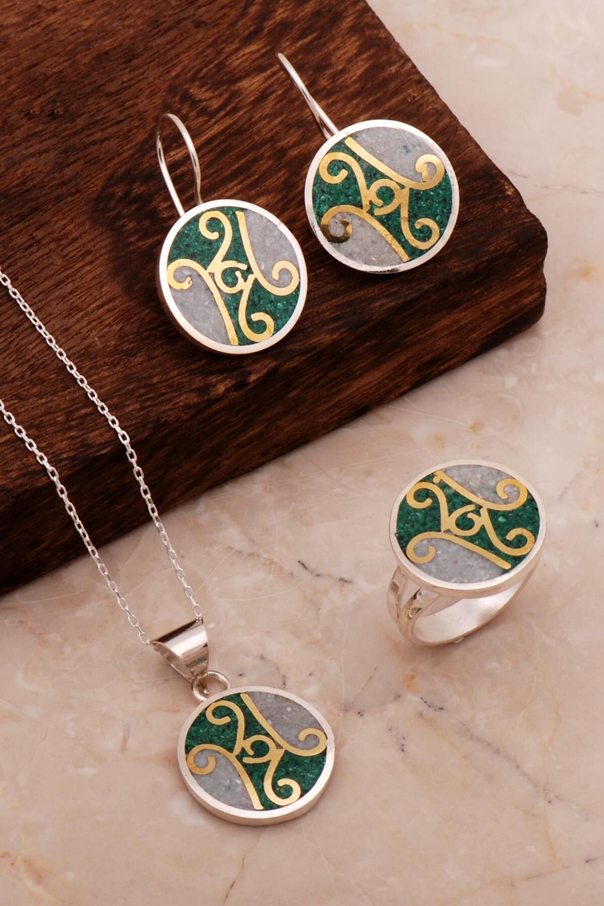 Antik Mozaik İşlemeli Renkli Gümüş Set 2696