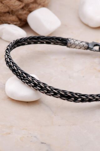 Kazaziye İşlemeli 19.5 Cm Elişi Gümüş Erkek Bileklik 3884