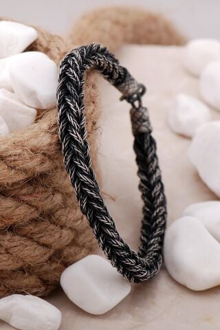 Kazaziye İşlemeli 20.5 Cm Örgü Gümüş Erkek Bileklik 3885