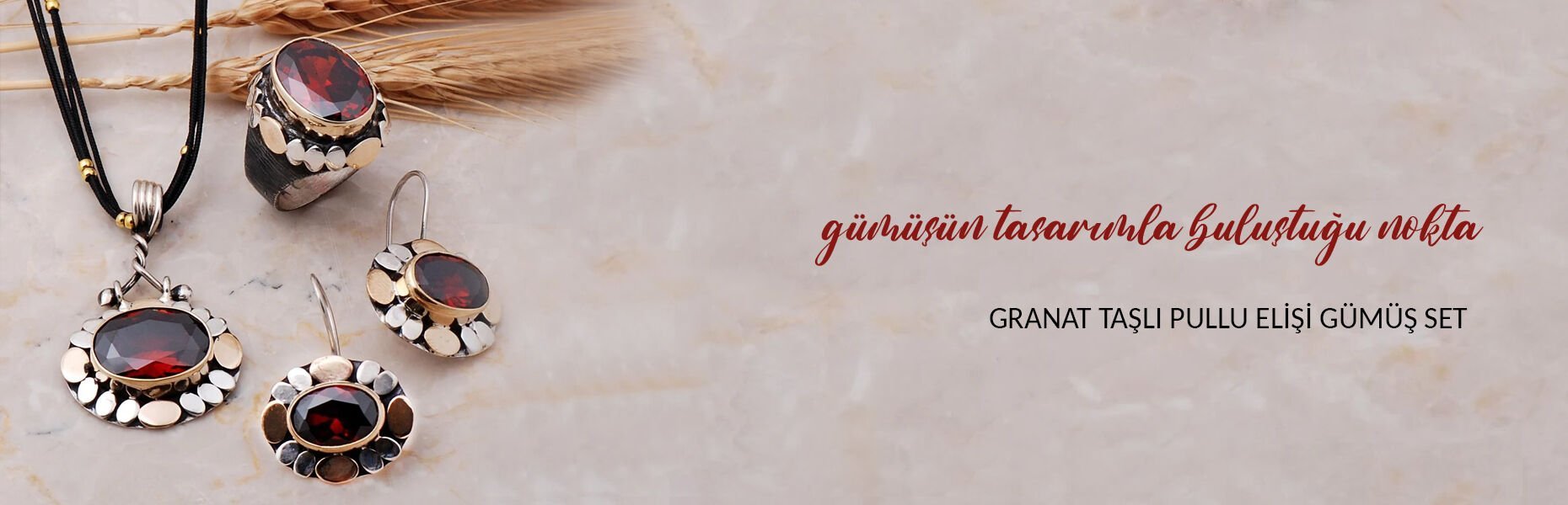 Pullu Elişi Granat Taşlı Gümüş Set