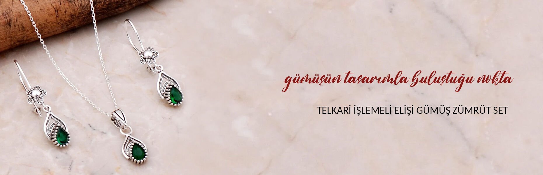 Telkari İşlemeli Elişi Gümüş Zümrüt Set
