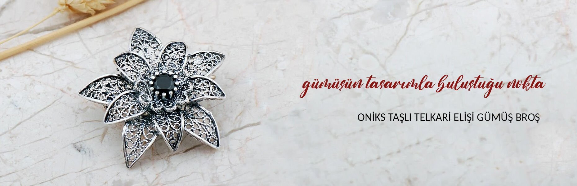 Oniks Taşlı Lotus Telkari Elişi Gümüş Broş 359
