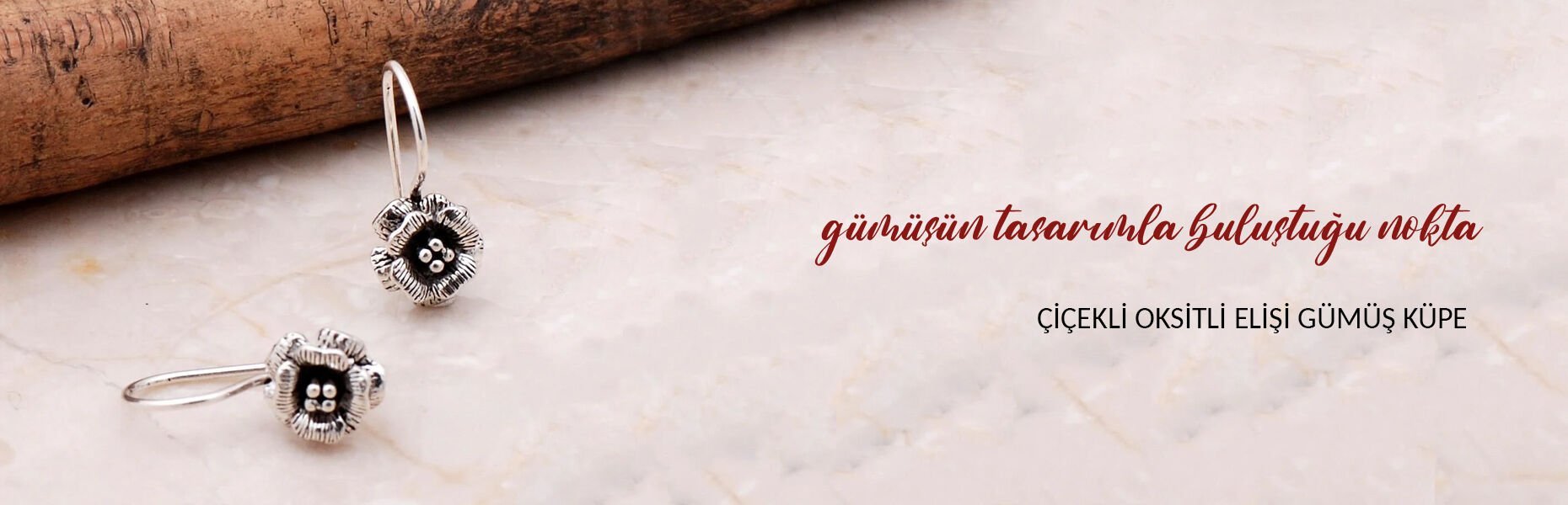 Çiçekli Oksitli Gümüş Elişi Tasarım Gümüş Küpe