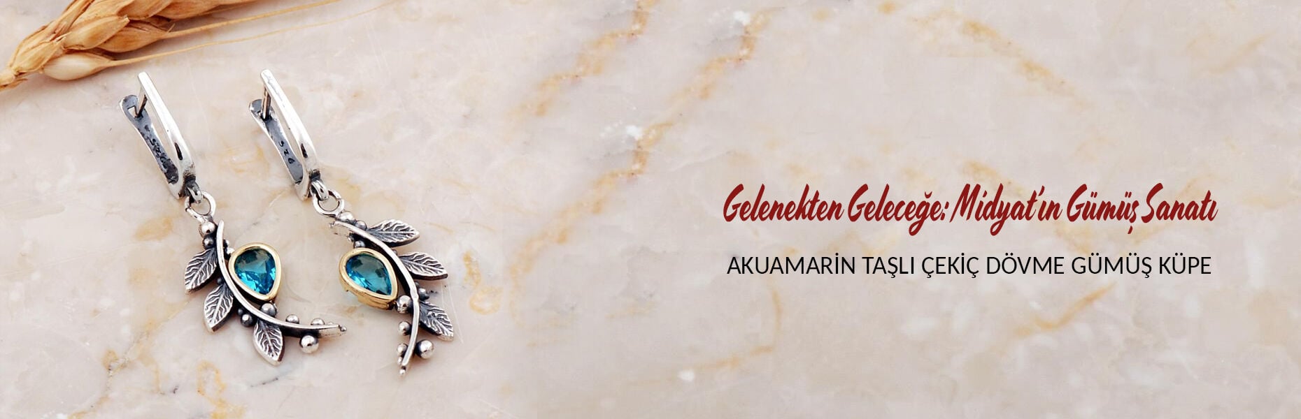 Akuamarin Taşlı Çekiç Dövme Gümüş Küpe